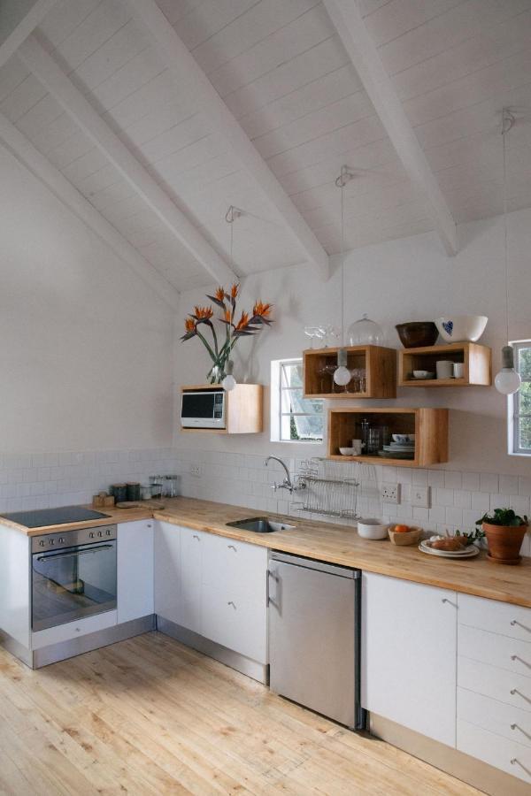 Inawestays Holiday Homes Kaapstad Buitenkant foto